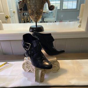 Nine West booties. Very High heel 4”. Black